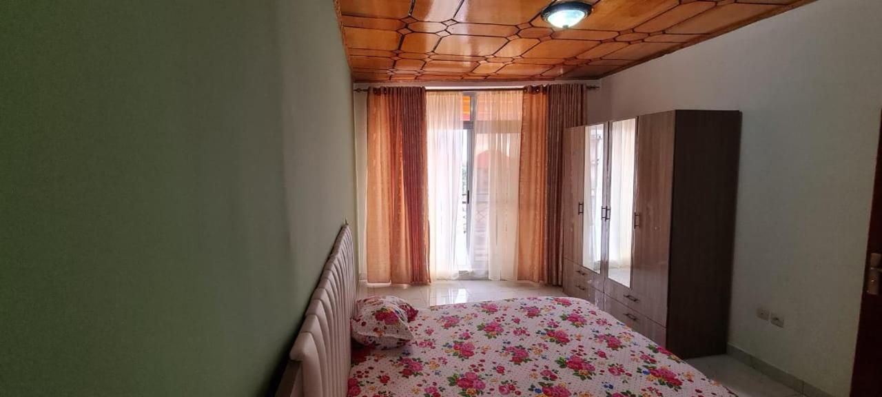 Residence Diakhaby Конакрі Екстер'єр фото